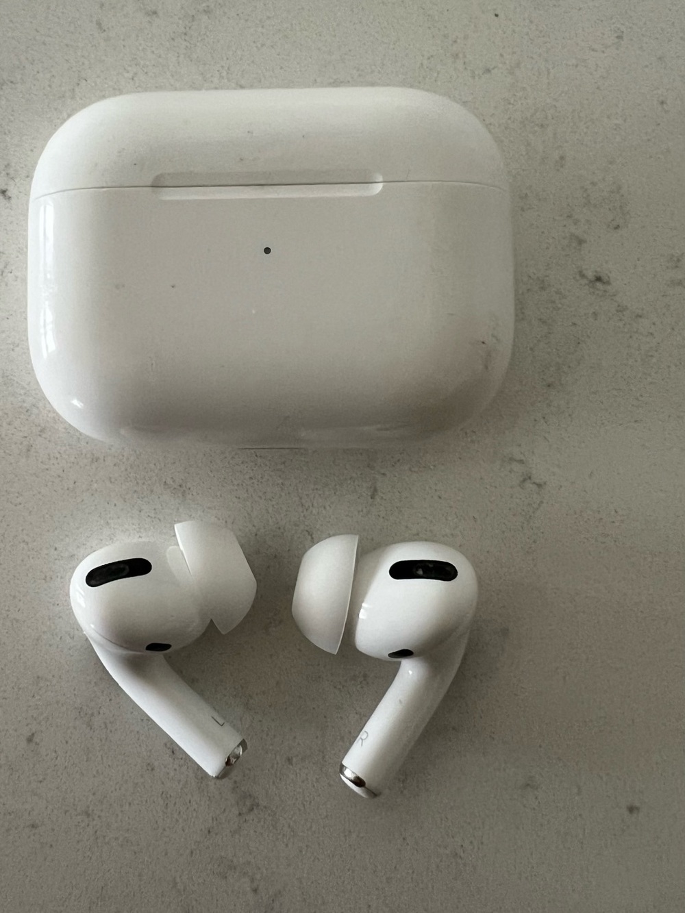 Apple AirPods Pro Wireless Earbuds with Charging Case - White